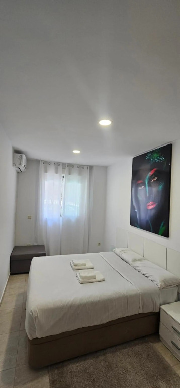 Cozy Apartment 2km from Plaza de Toros-Ventas