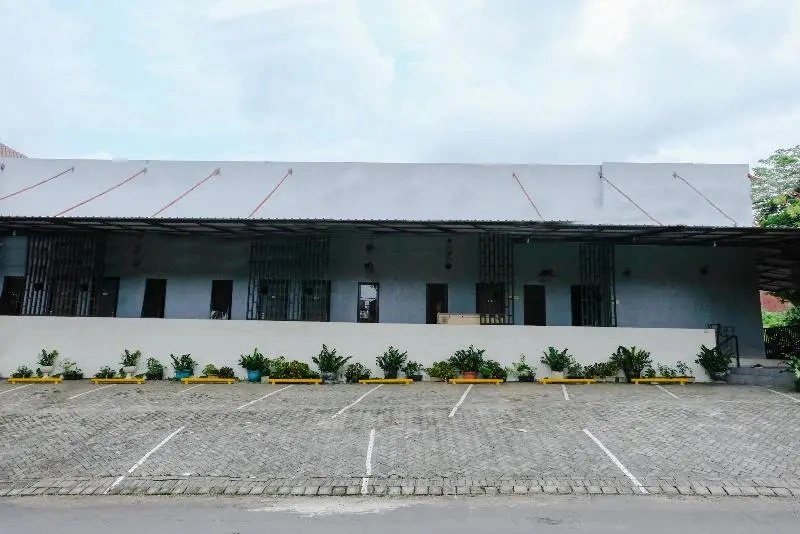OYO 815 Double D9 Guesthouse