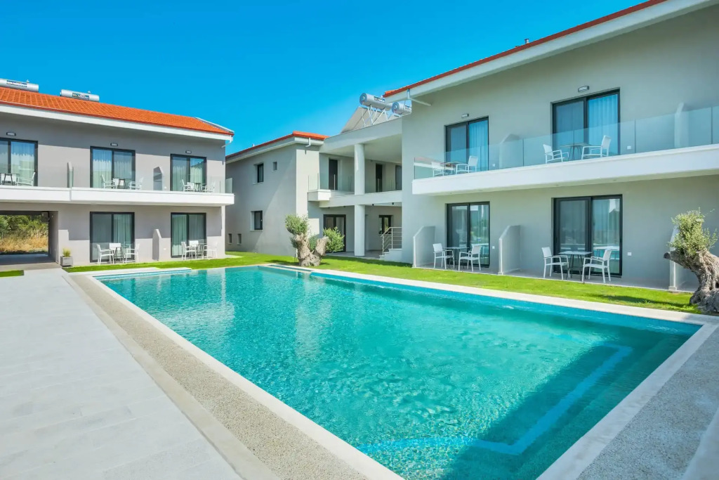 Alex Mare Suites