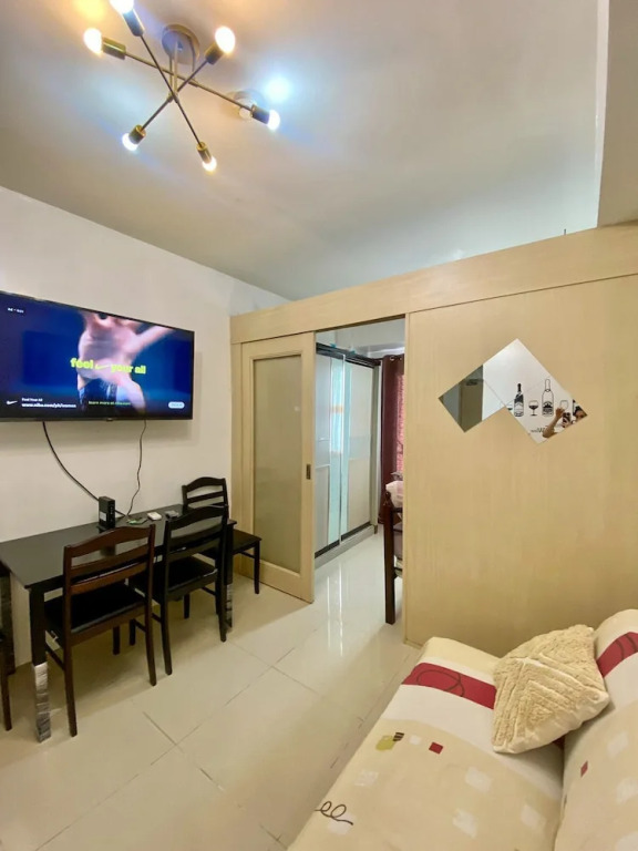 Madison Place at Sea Residences powered by Cocotel