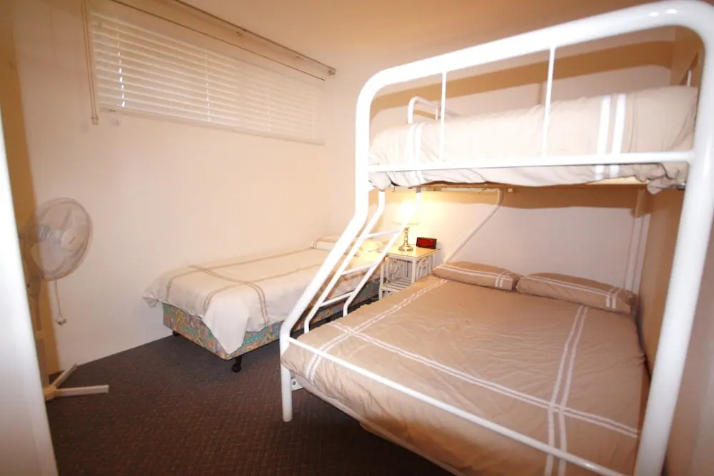 Radburn, Unit 2, 17 Ondine Close