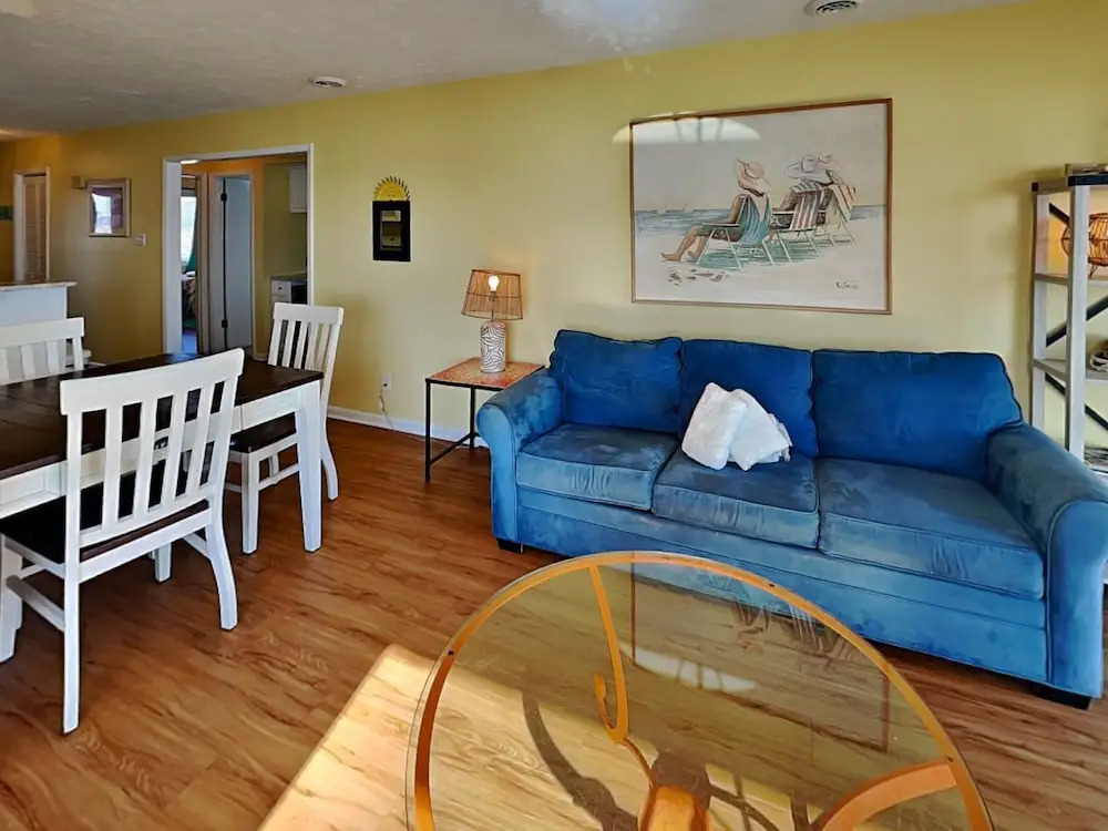 Ocean Dunes 306