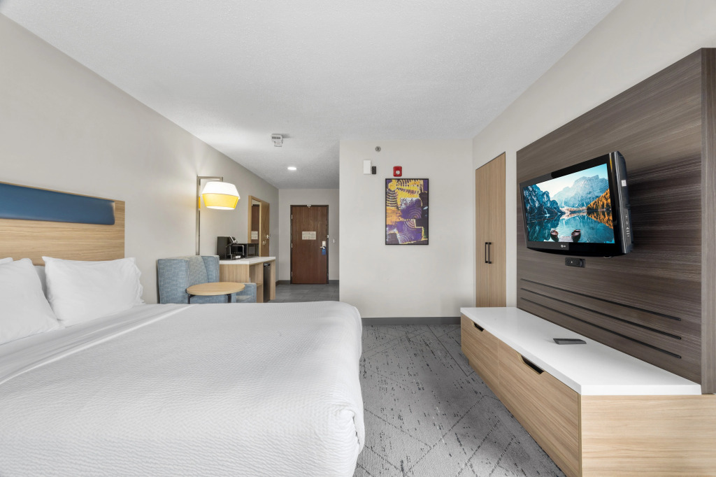 Holiday Inn Express Hartford-Newington by IHG