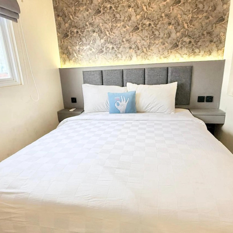 Hotel WITH OK
