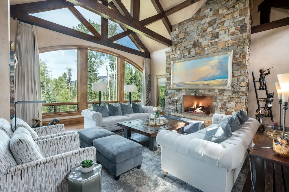 THE Pinnacle by Exceptional Stays