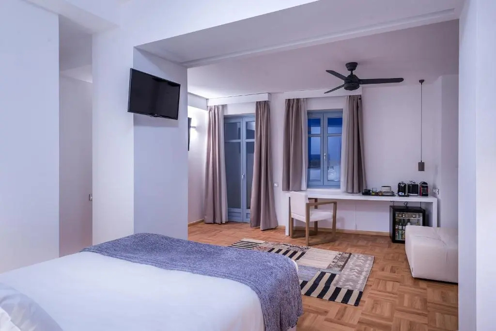 Shapes Luxury Suites