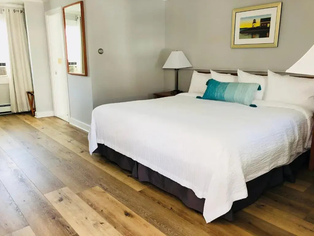 Hyannis Inn