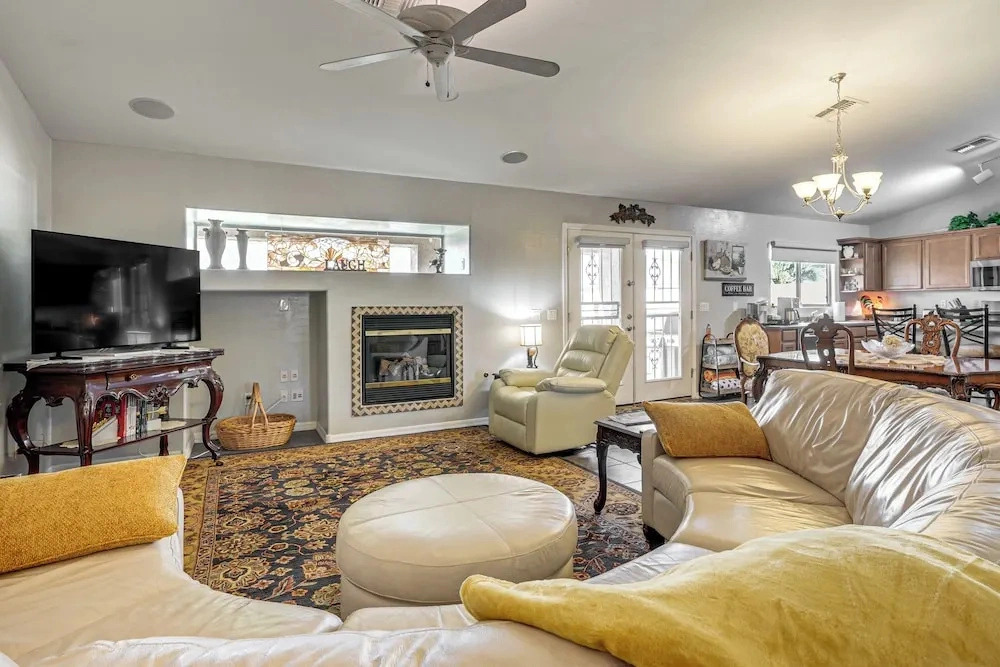 Private Outdoor Oasis: Surprise Getaway Near Golf