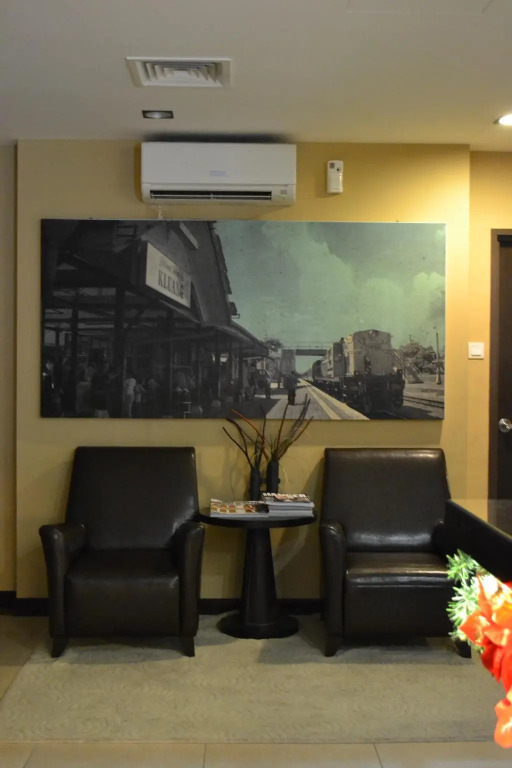 Rail Hotel