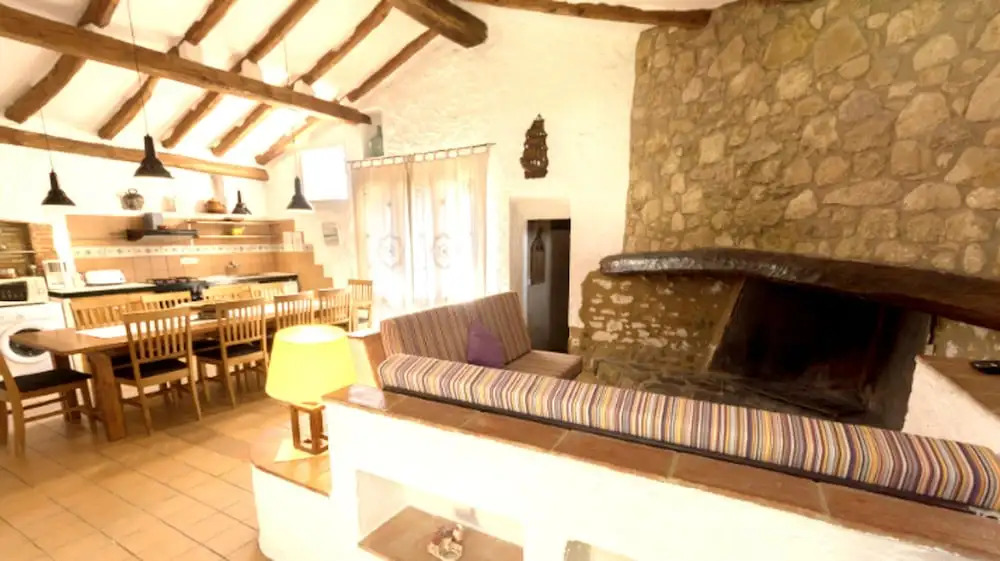House With 3 Bedrooms in Llampaies, With Pool Access, Enclosed Garden and Wifi Near the Beach