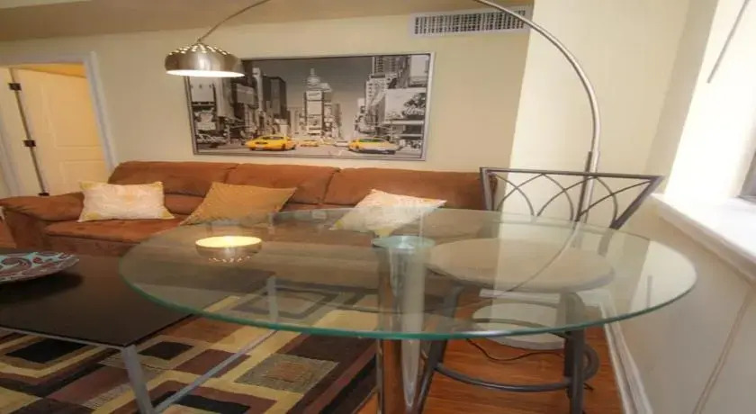 Renaissance Rittenhouse Square 1 Bedroom
