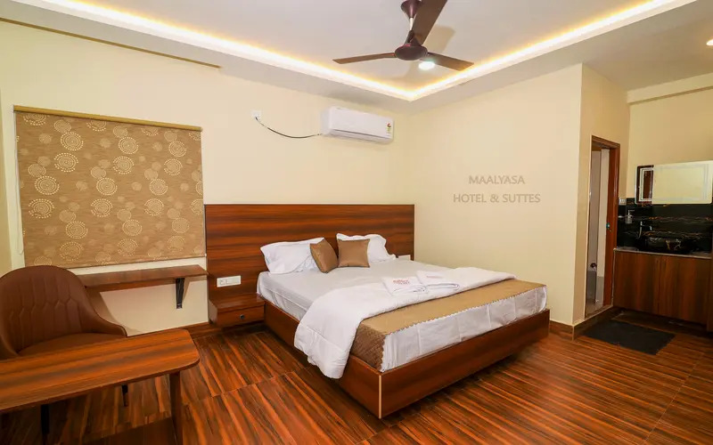 Grand Maalyasa Hotel and Suites, US Consulate Hyderabad 2 Mins walk