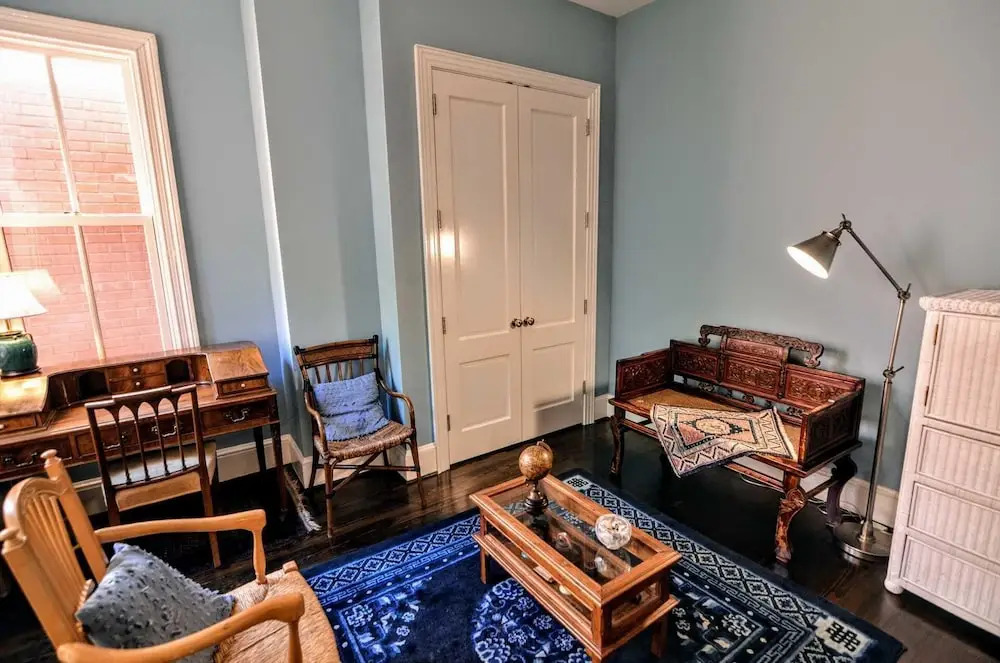 807 East Capitol St. - 4 Br Home