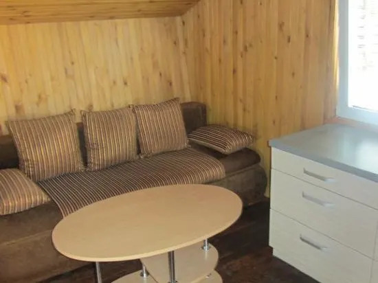 Svečių Namai ,, Opes vyngis "