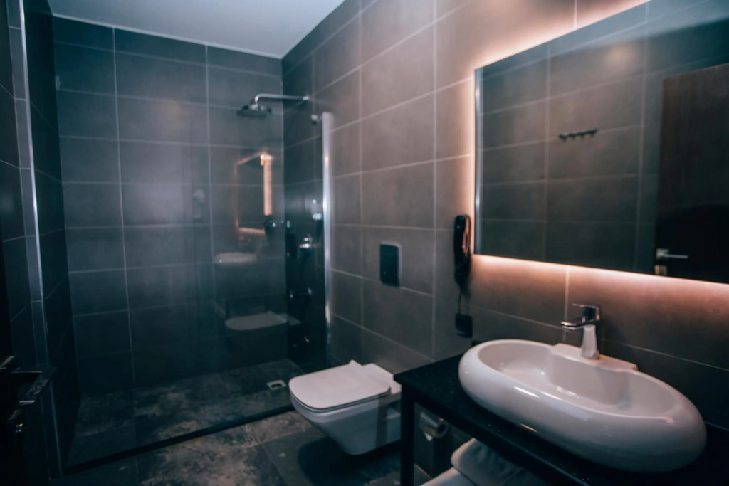 Life Point Hotel