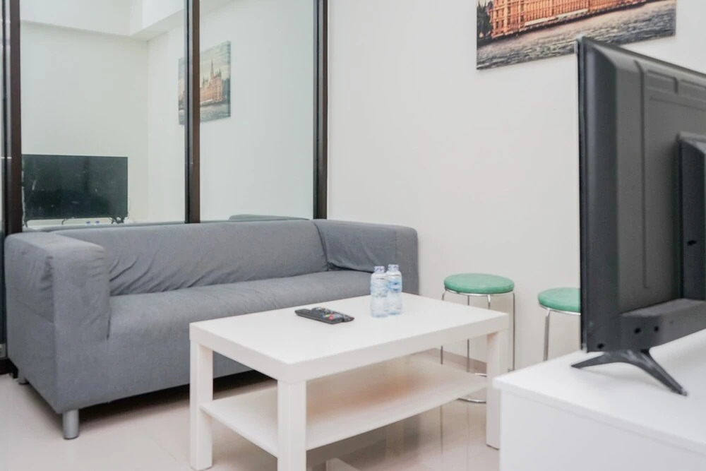 Comfy and Modern 1BR The Accent Bintaro Apartment