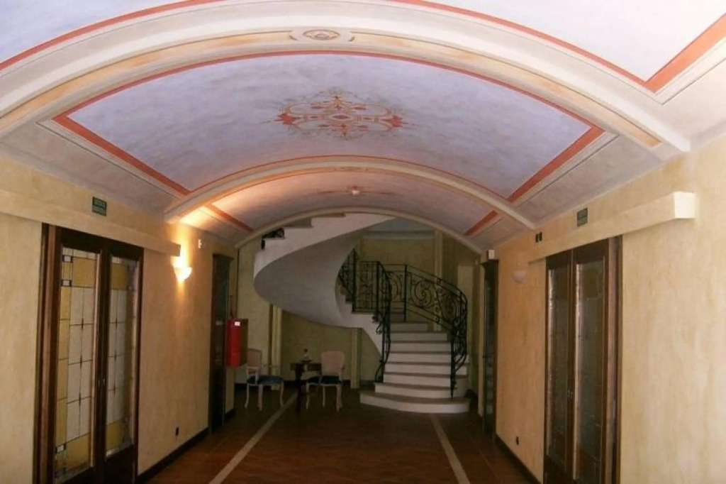 Mansion in Nizza Monferrato With Pool & Views