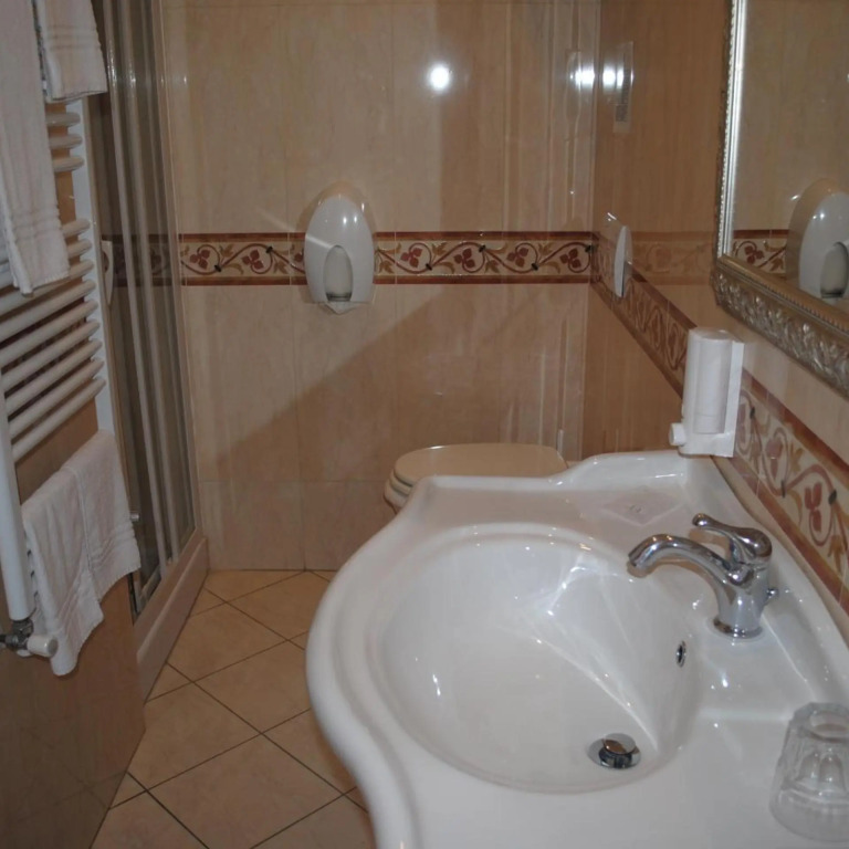 Villa Tina Hotel