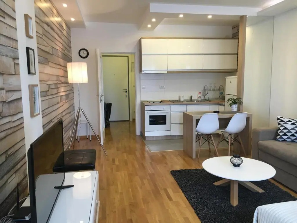 Apartman Bond