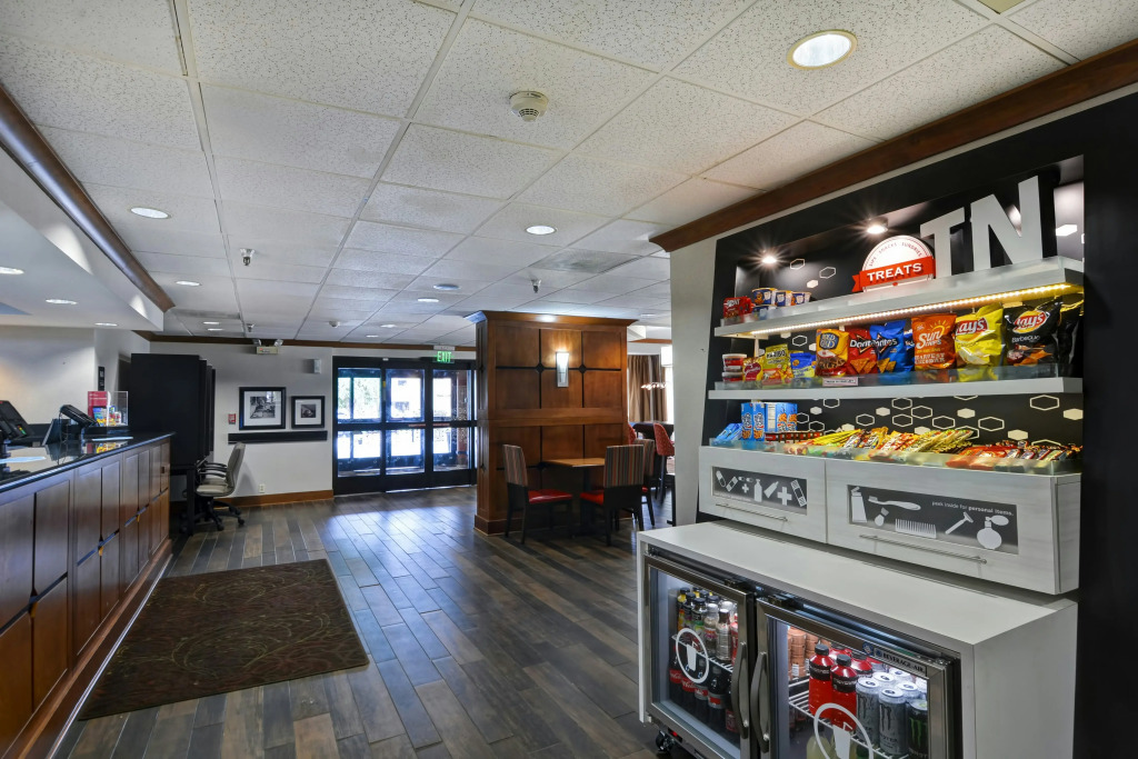 Hampton Inn Memphis-Poplar