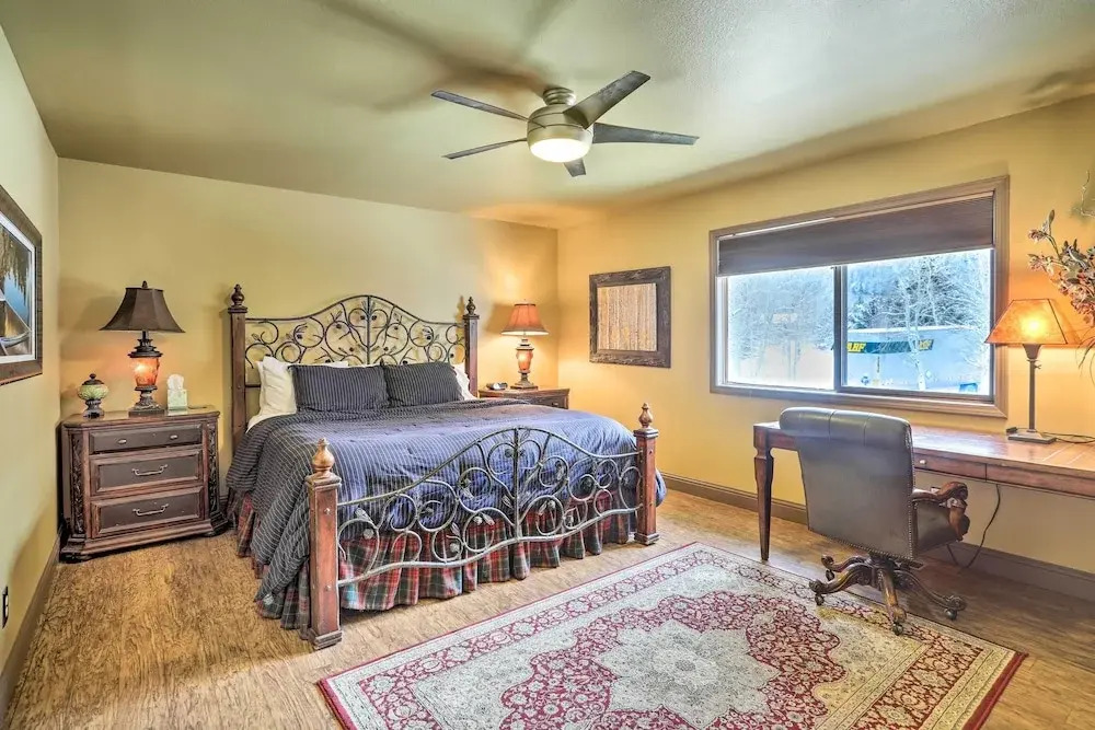 Modern Home w/ Patio: 3 Mi to Beaver Creek Resort!