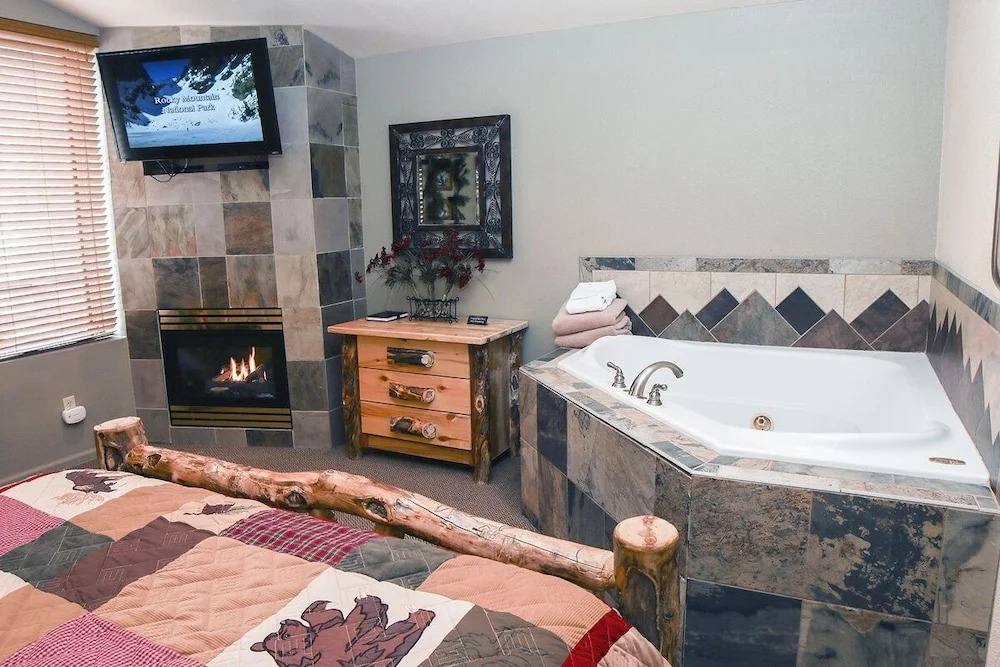 Fawn Valley Inn: 103 1 Bedroom Condo