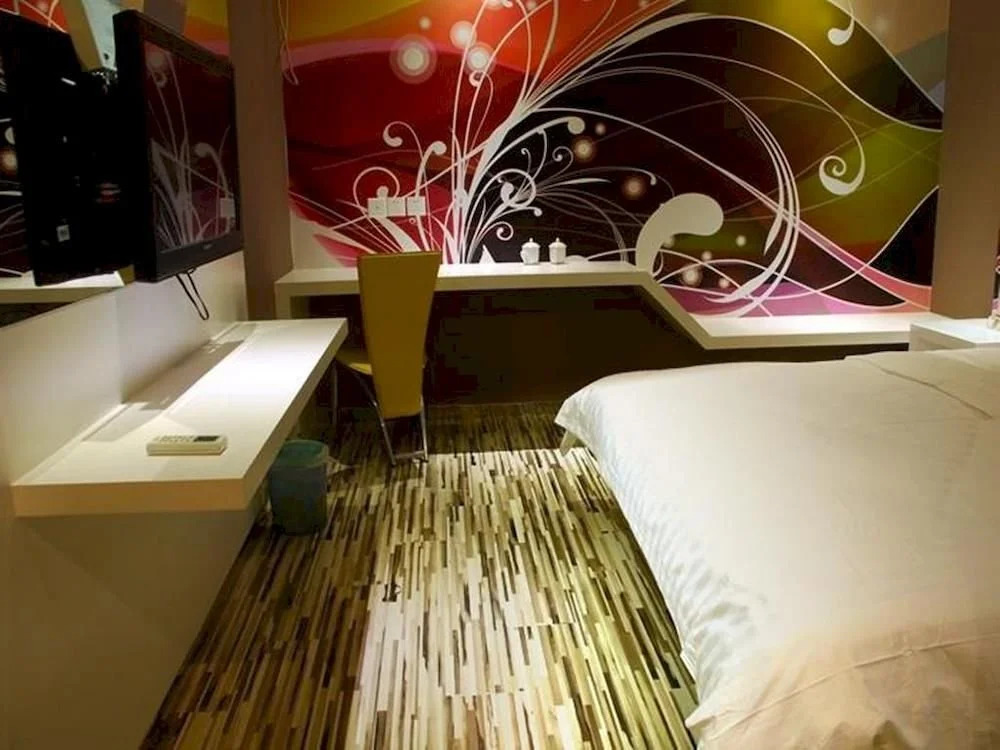 Jingyuan 128 Business Hotel