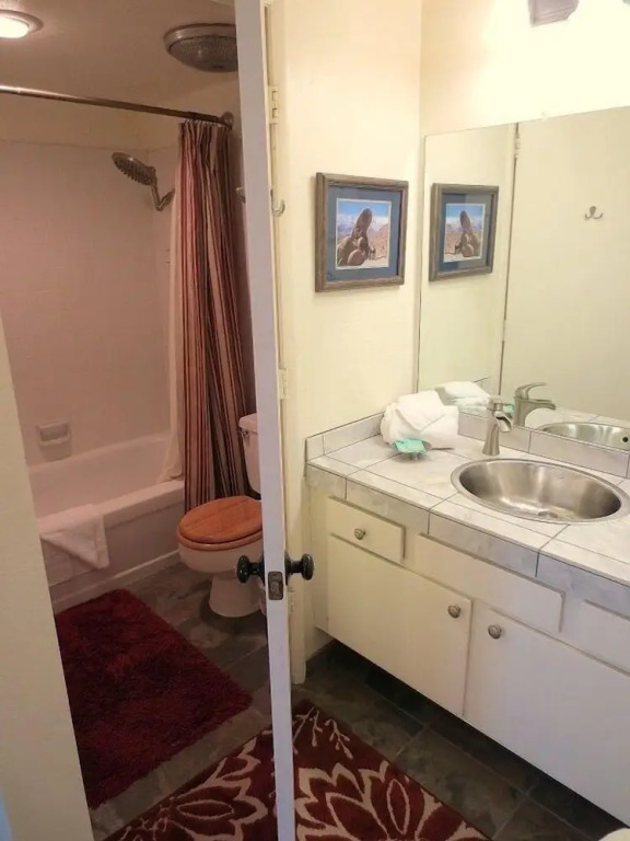 106 Premium Condo