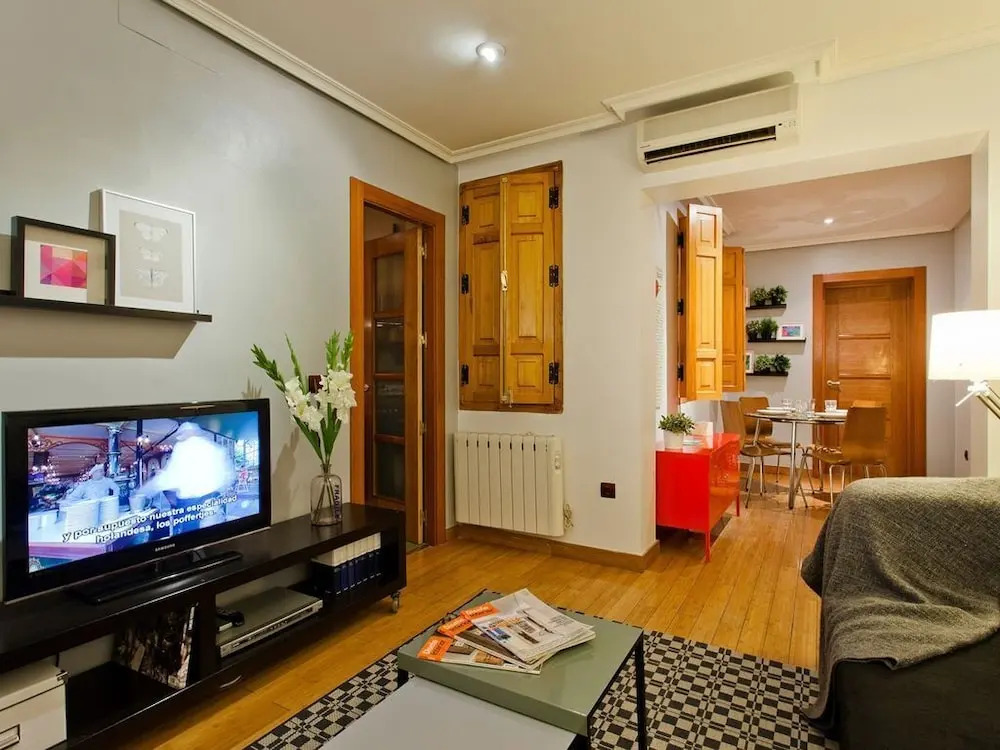 A Stylish and Cozy one Bedroom Apartment