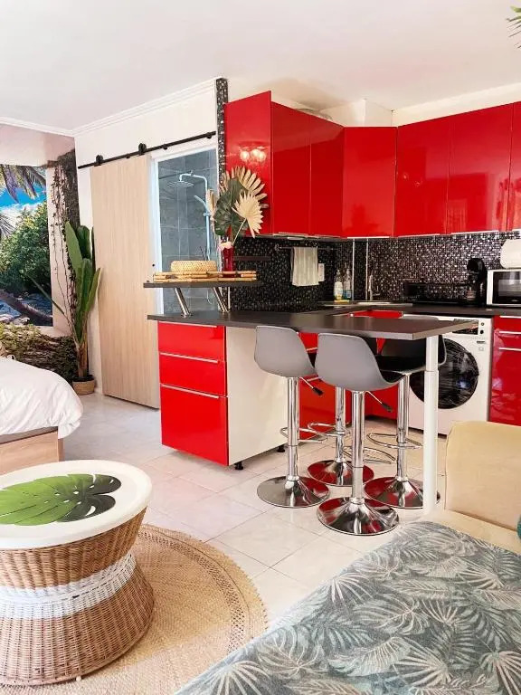 Le studio TAHITI 4 pers 600m de la plage la favière
