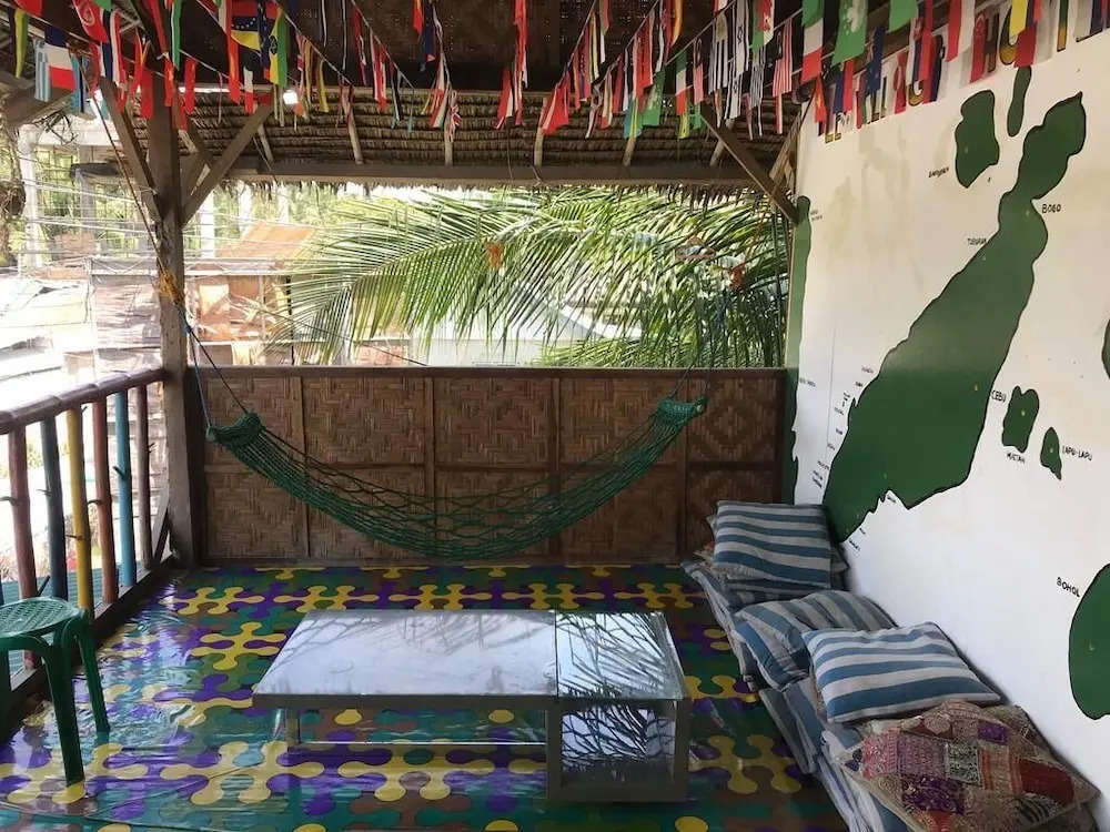 Le Village Hostel Moalboal