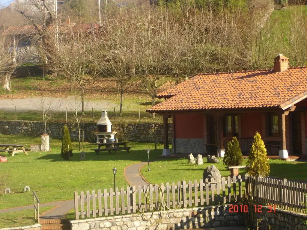 Apartamentos Rurales La Granda