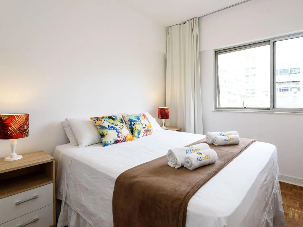 Pineapples AC402 - Ótima localização em Ipanema
