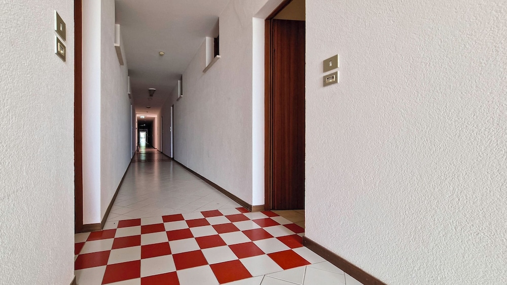 Peaceful Seaside Flat With Pool in Bibione