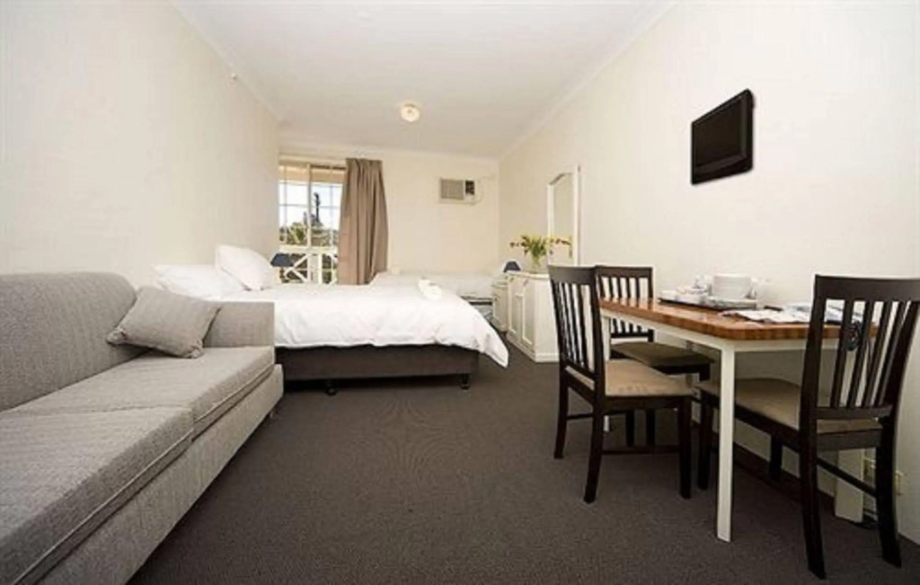 Aussie Settler Motel
