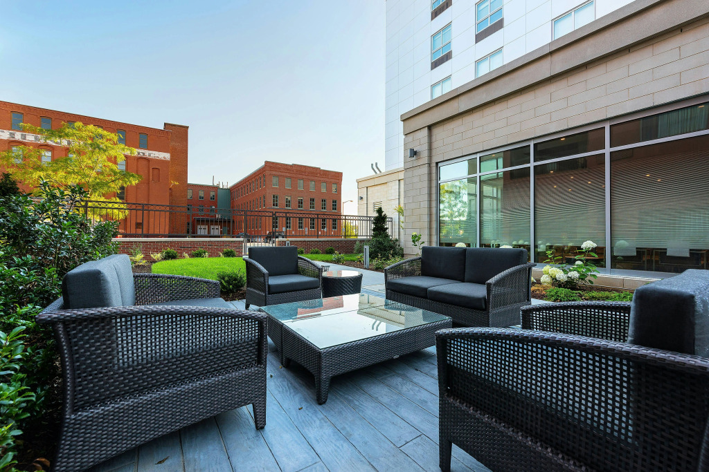 Courtyard Worcester