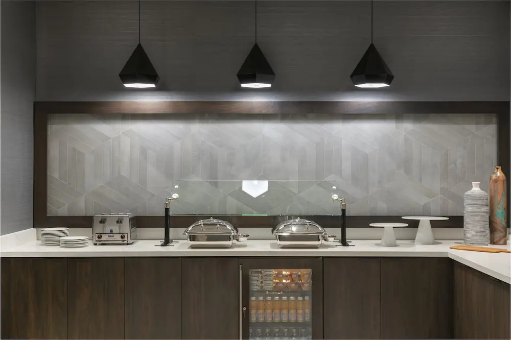 Staybridge Suites - Boston Logan Airport - Revere by IHG