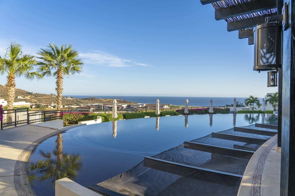 Cabo Beach Cottage, Oceanview, 35 off Quivira Golf - Direct Access to the Beach
