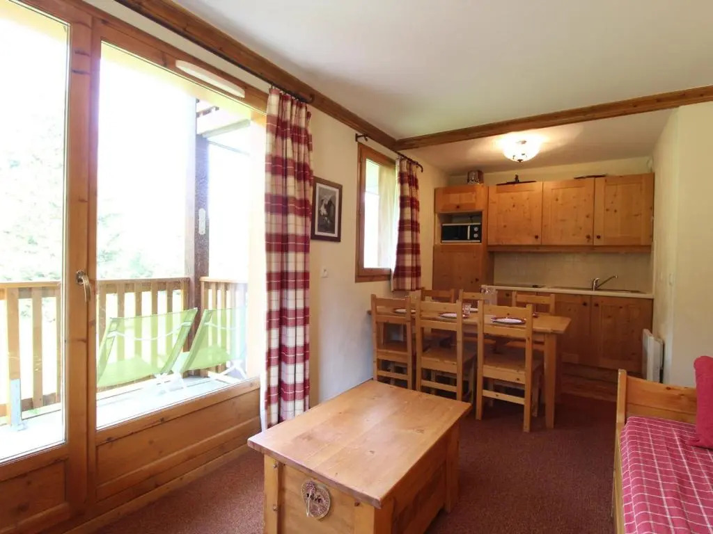 Appartement Lanslebourg-Mont-Cenis, 3 pièces, 6 personnes - FR-1-508-121