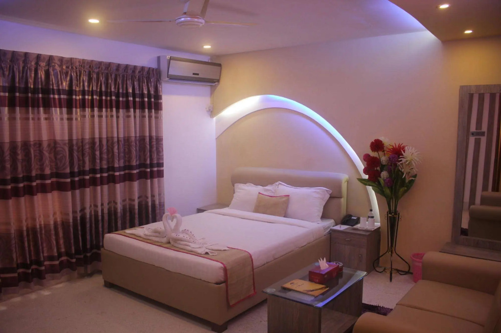 Dhaka Premier Hotel