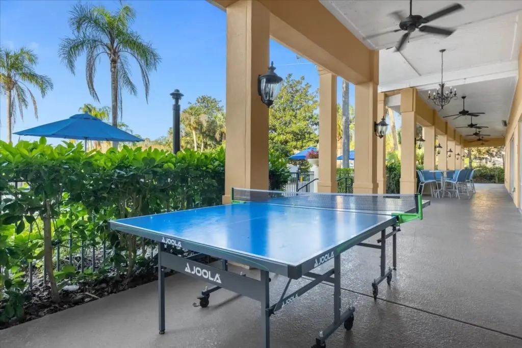 3 Bedrooms 25 Bathrooms Encantada 3122 Yl