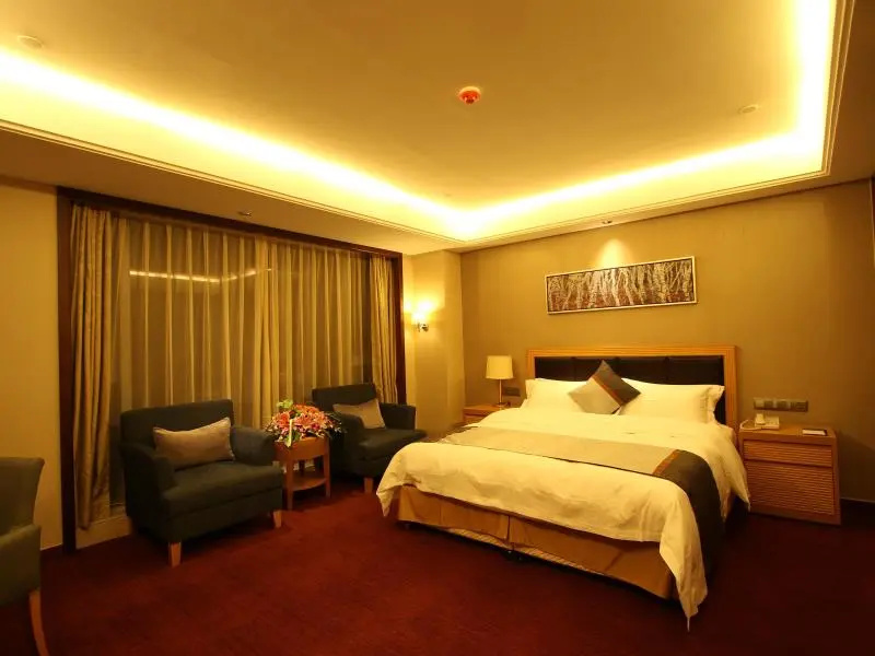 Ando Hotel