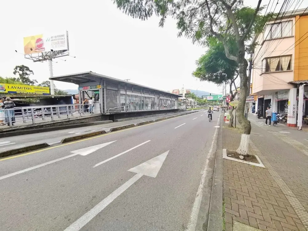 Apto Cerca Centro De Pereira By Parceros