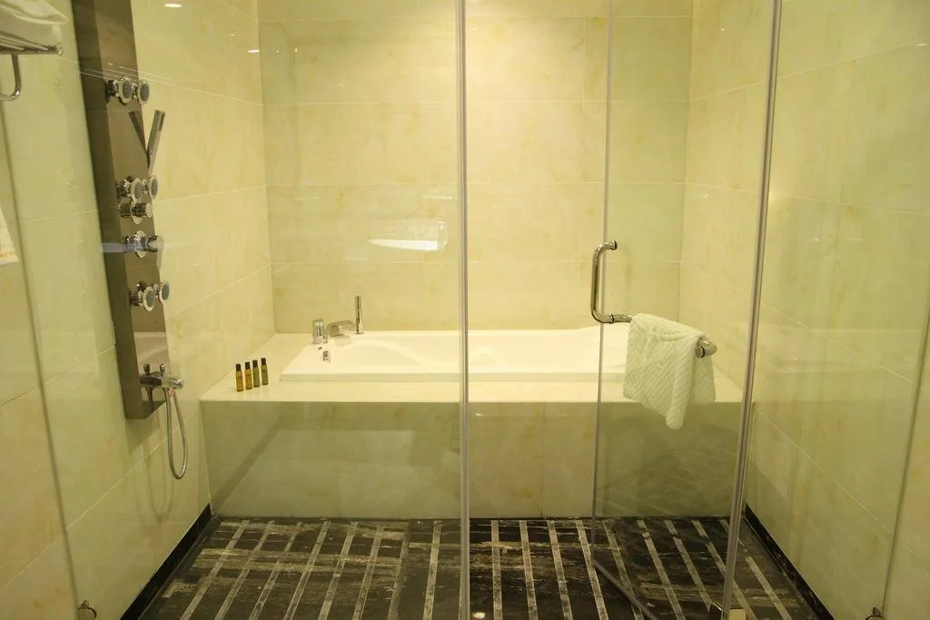 Sweet World Hotel (Foshan Jihuayuan, Zumiao)