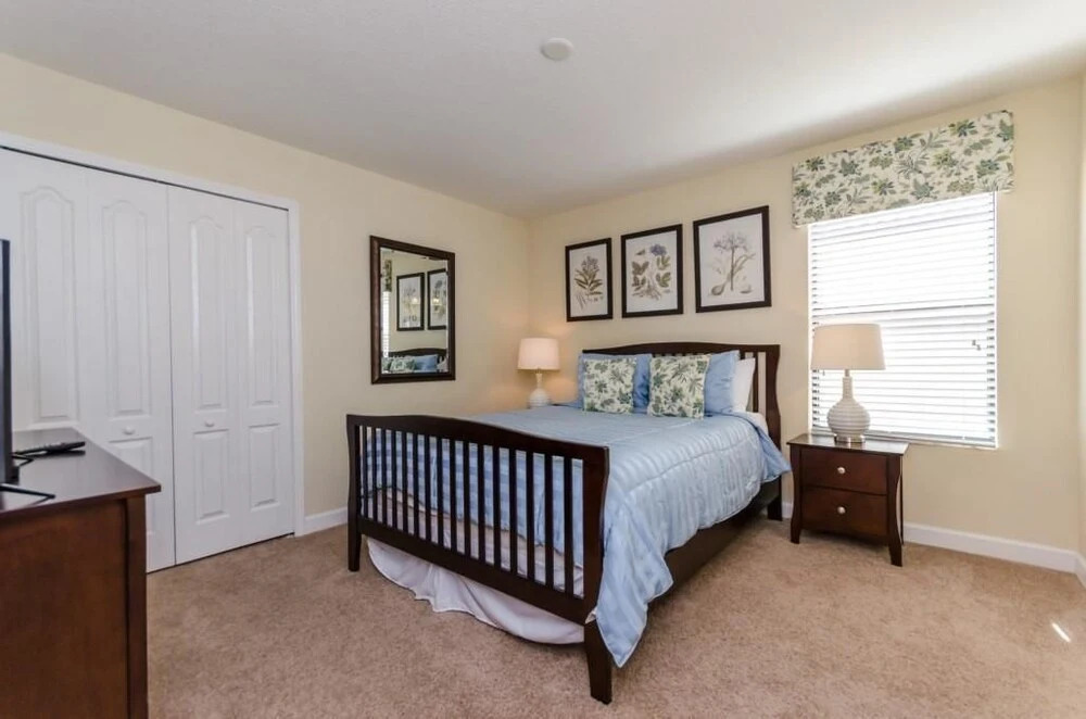 9 Bedroom 5 Bathroom in Champions Gate