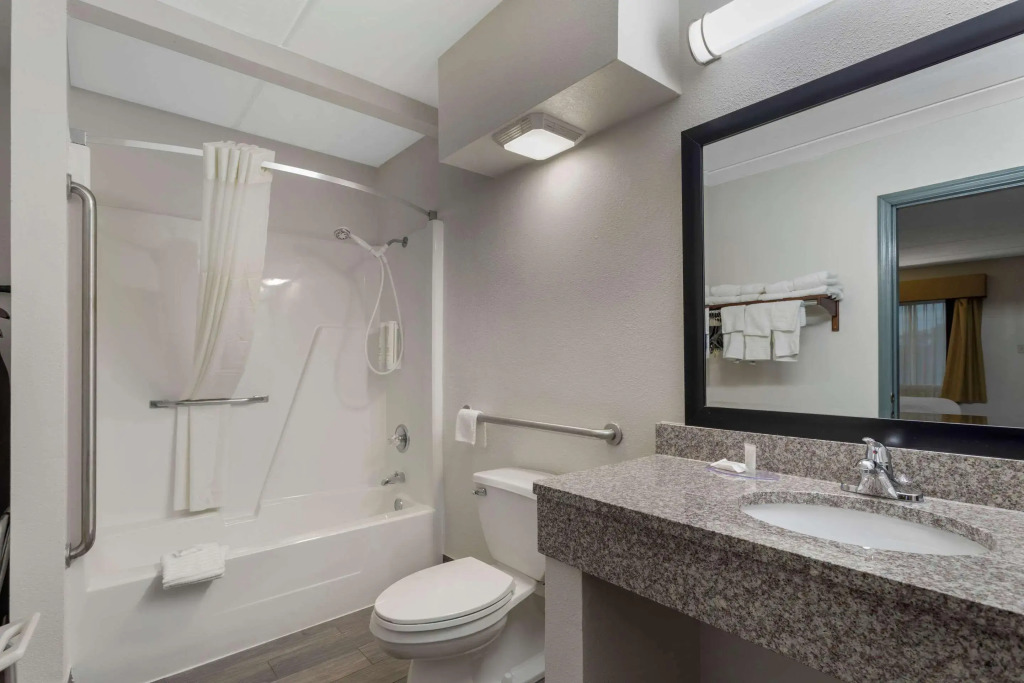 Clarion Pointe Kimball By Choice Hotels