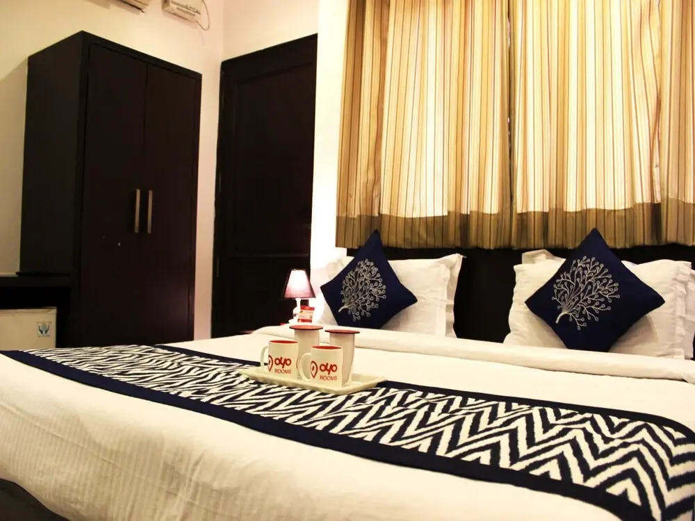 Hotel Benz International, Karol Bagh