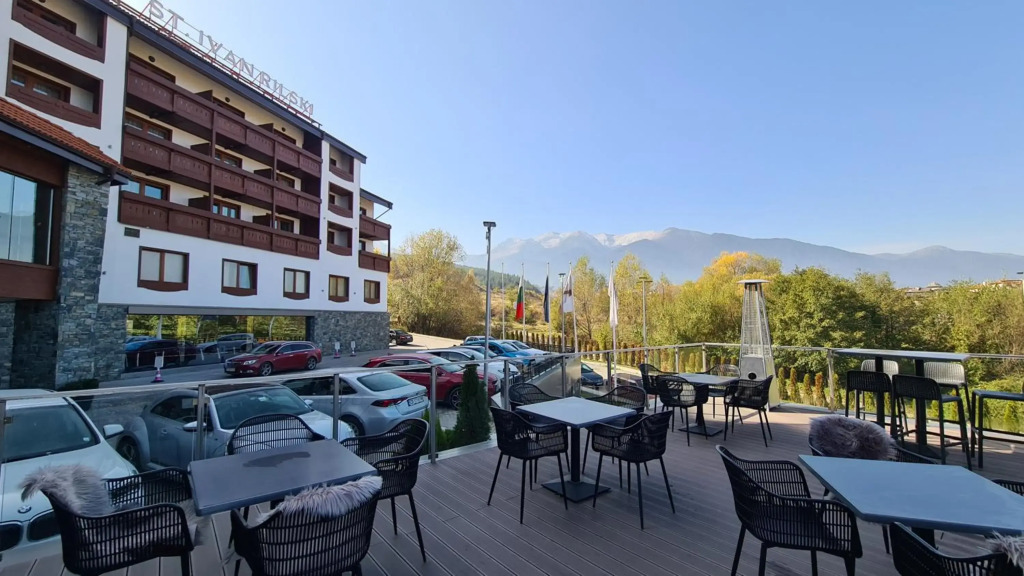 Apartmanica Double room apartment with balcony, best mountain 4* SPA Resort, Bansko