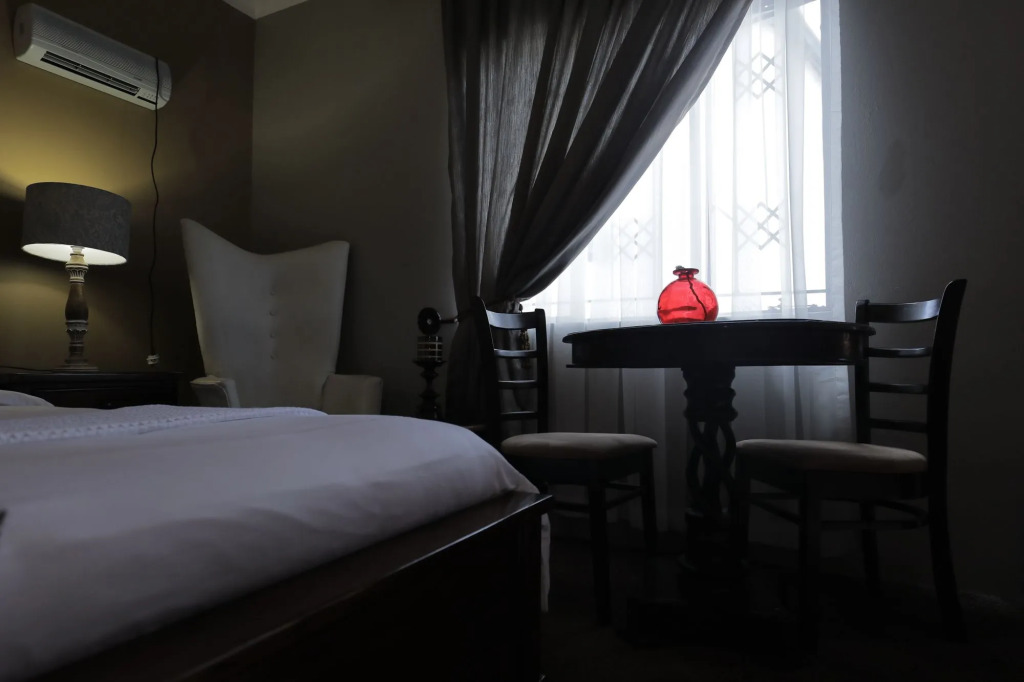 Ledumo Guest lodge