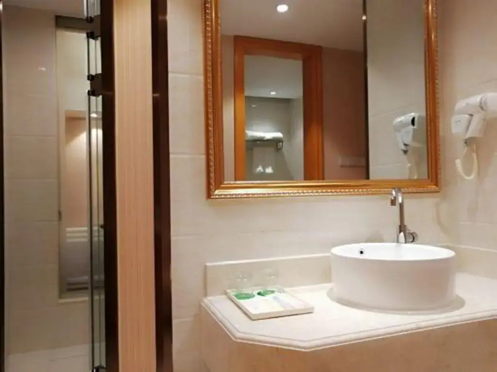 Vienna Hotel Shanghai Chongming New City Lvhai Road